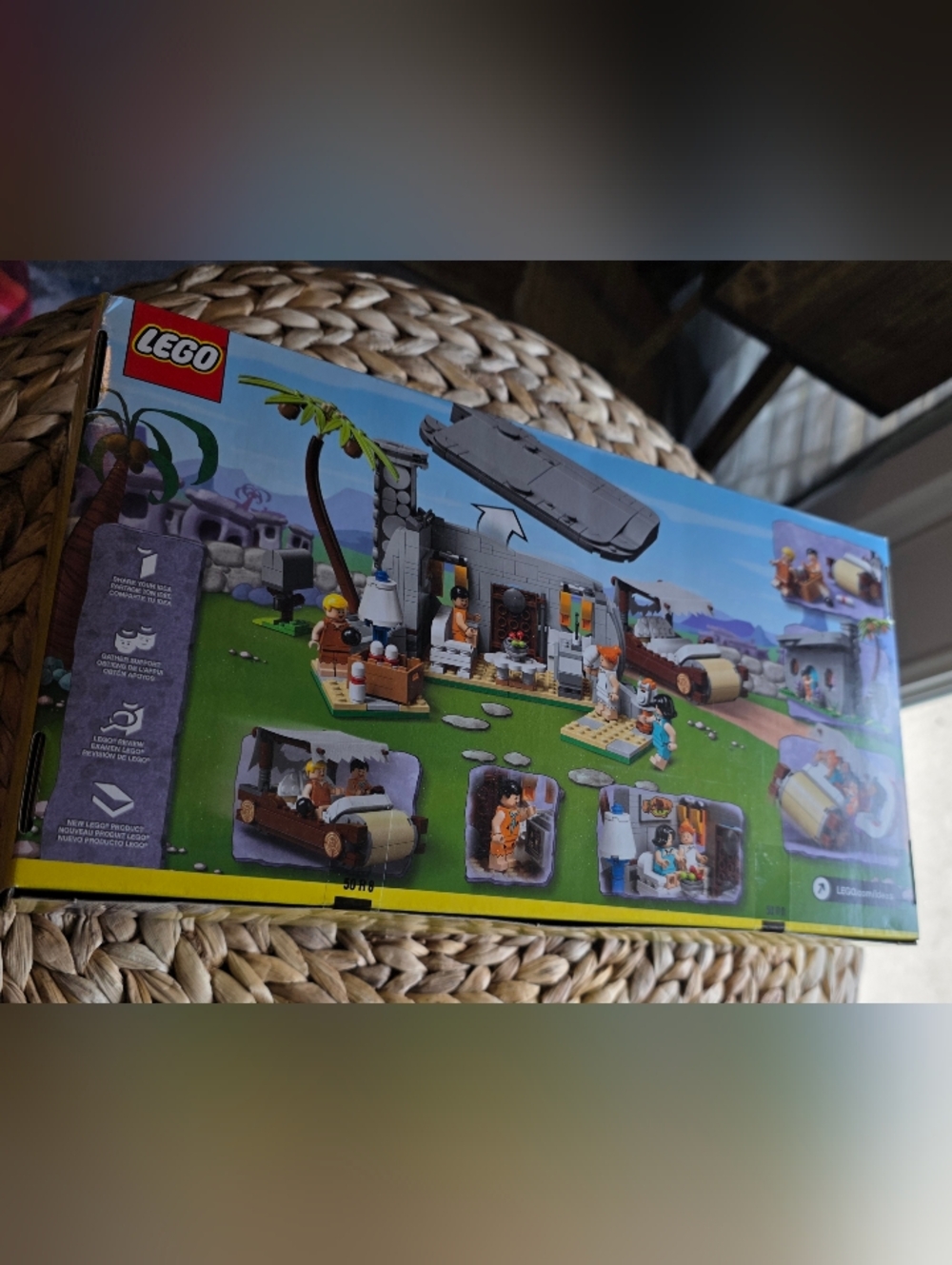 NIB - Lego IDEAS | Set 21316, The Flintstones - Picture 5 of 6
